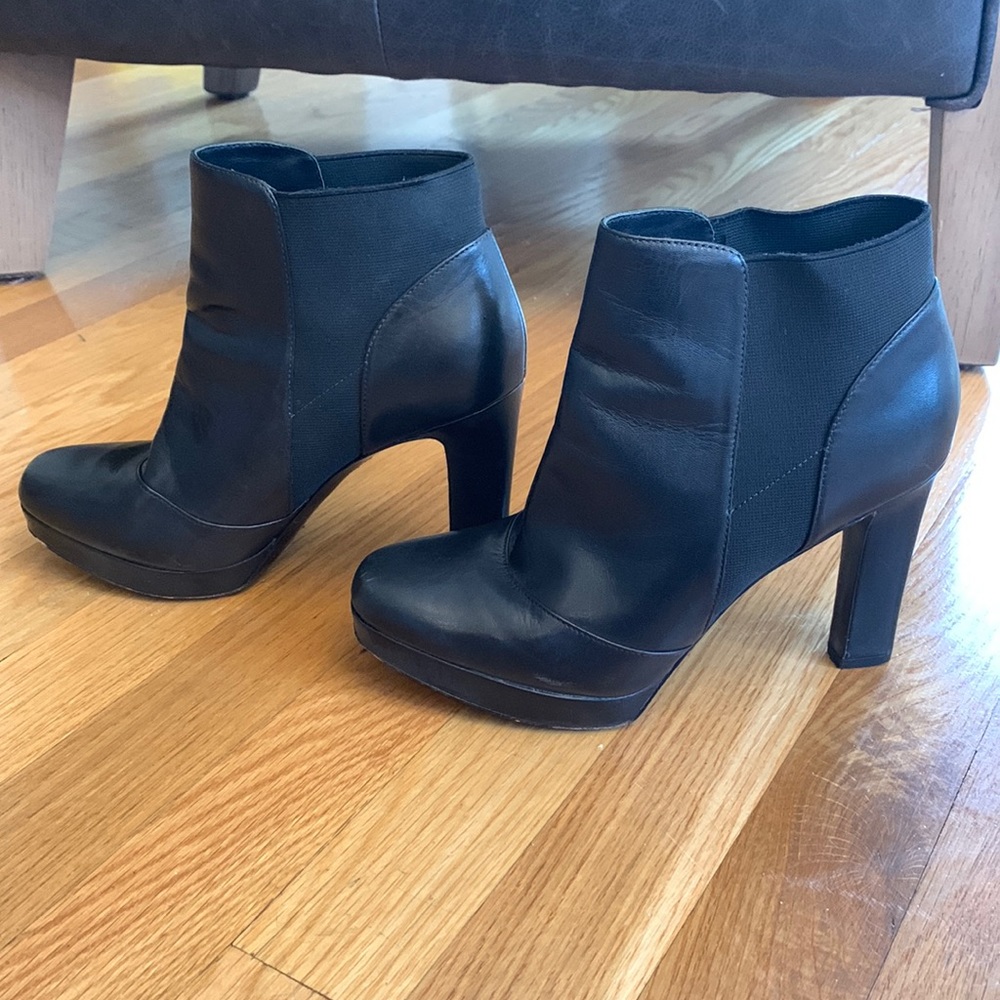 Via Spiga booties size 7